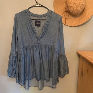 SOLD: American Eagle Bell Sleeve Chambray Flowy Top